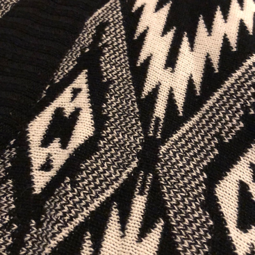 Sweater - Picture 3 of 4